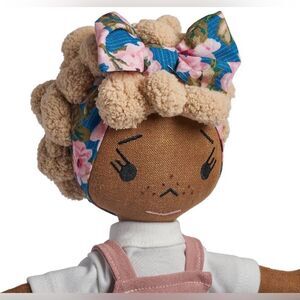 Harperlman Handmade Linen Doll
Collection: Aaliyah